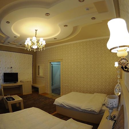 Hotel Afrosiyob Karszy Zewnętrze zdjęcie