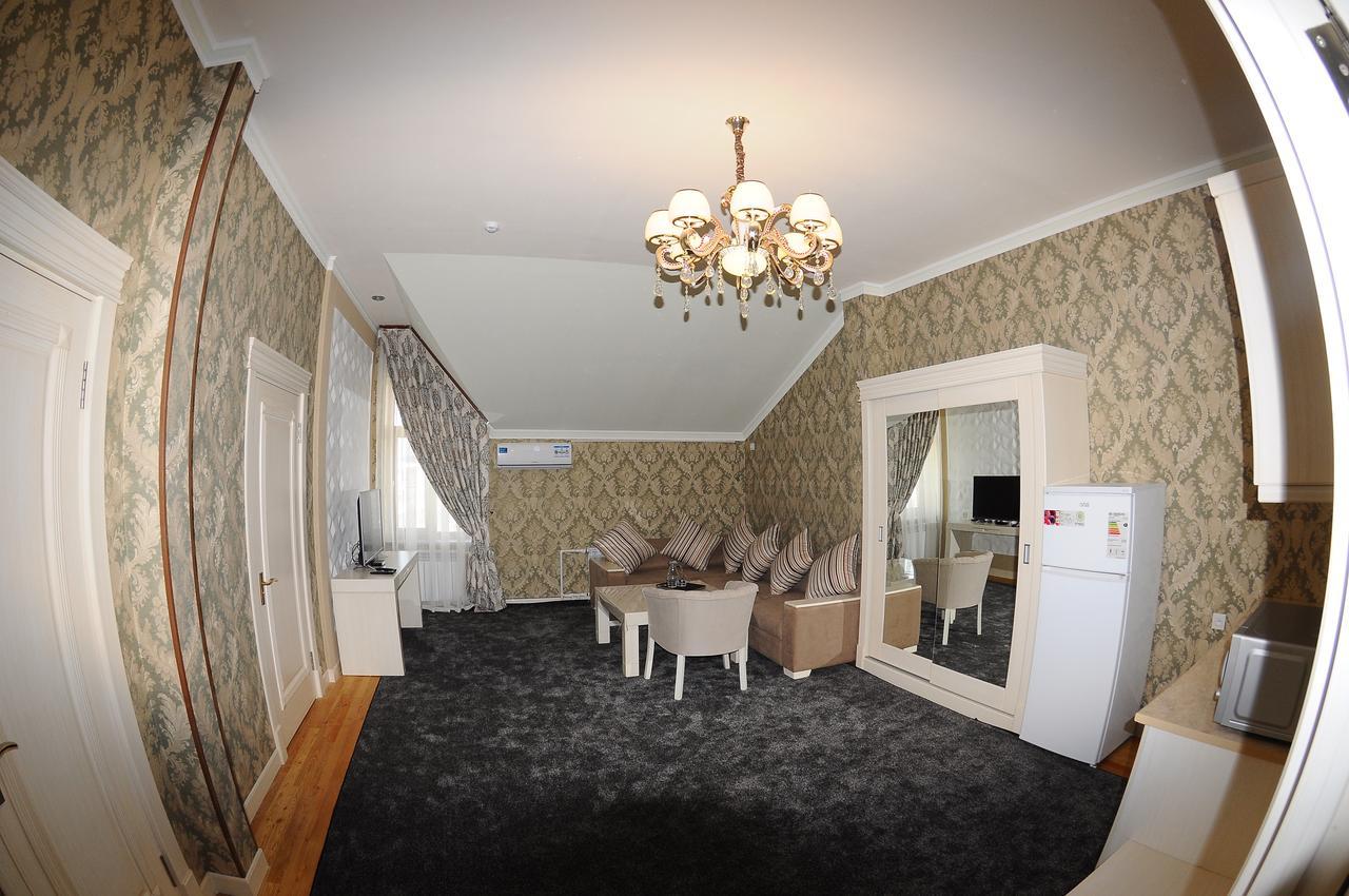 Hotel Afrosiyob Karszy Zewnętrze zdjęcie