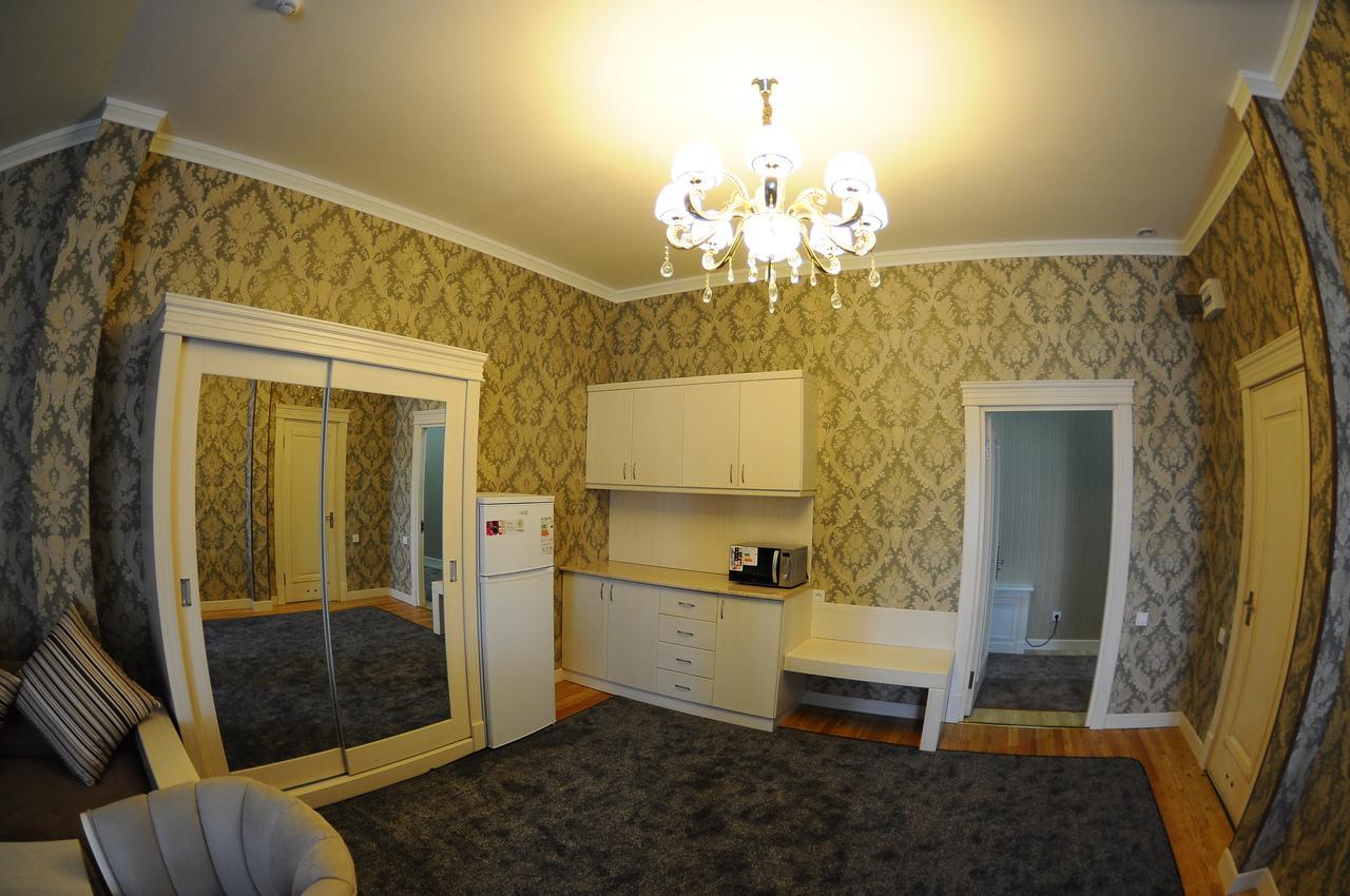 Hotel Afrosiyob Karszy Zewnętrze zdjęcie